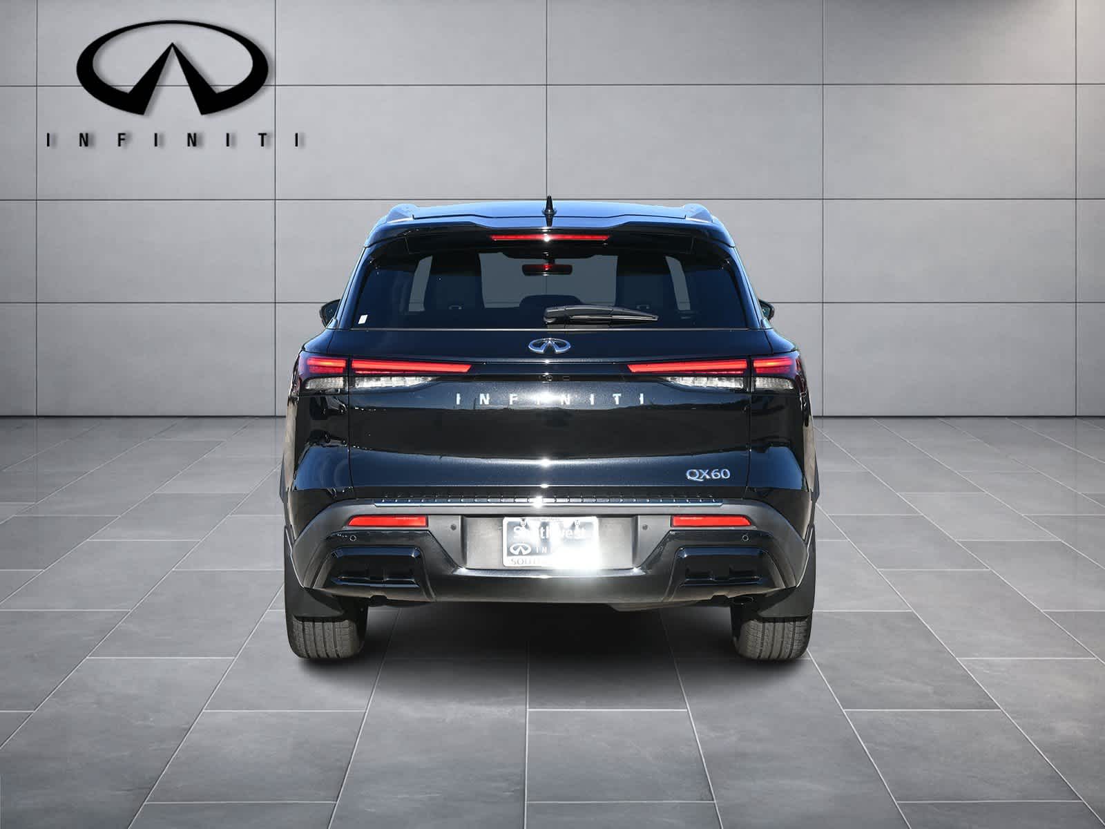 2024 INFINITI QX60 LUXE