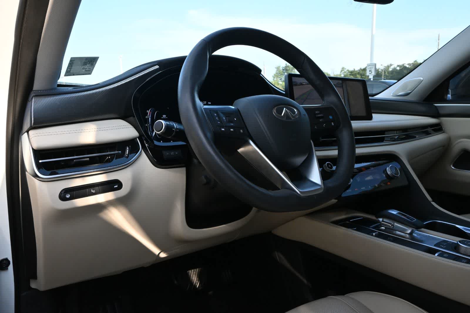 2024 INFINITI QX60 LUXE