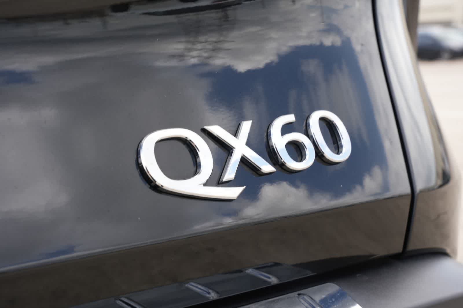 2023 INFINITI QX60 LUXE