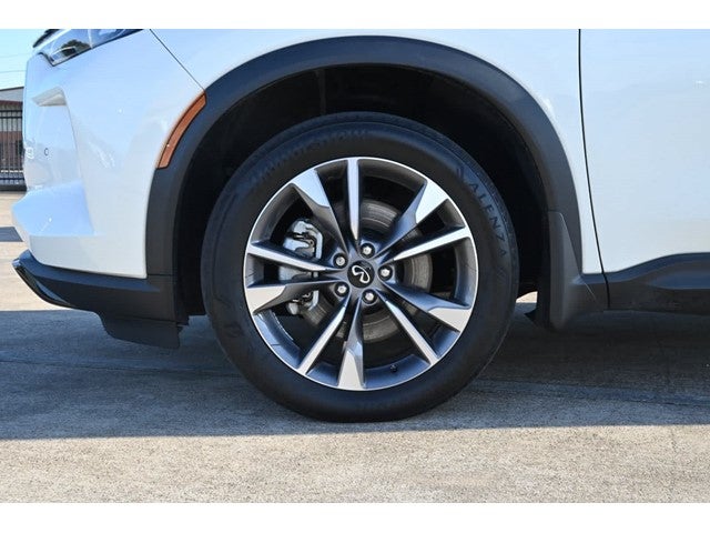 2024 INFINITI QX60 LUXE