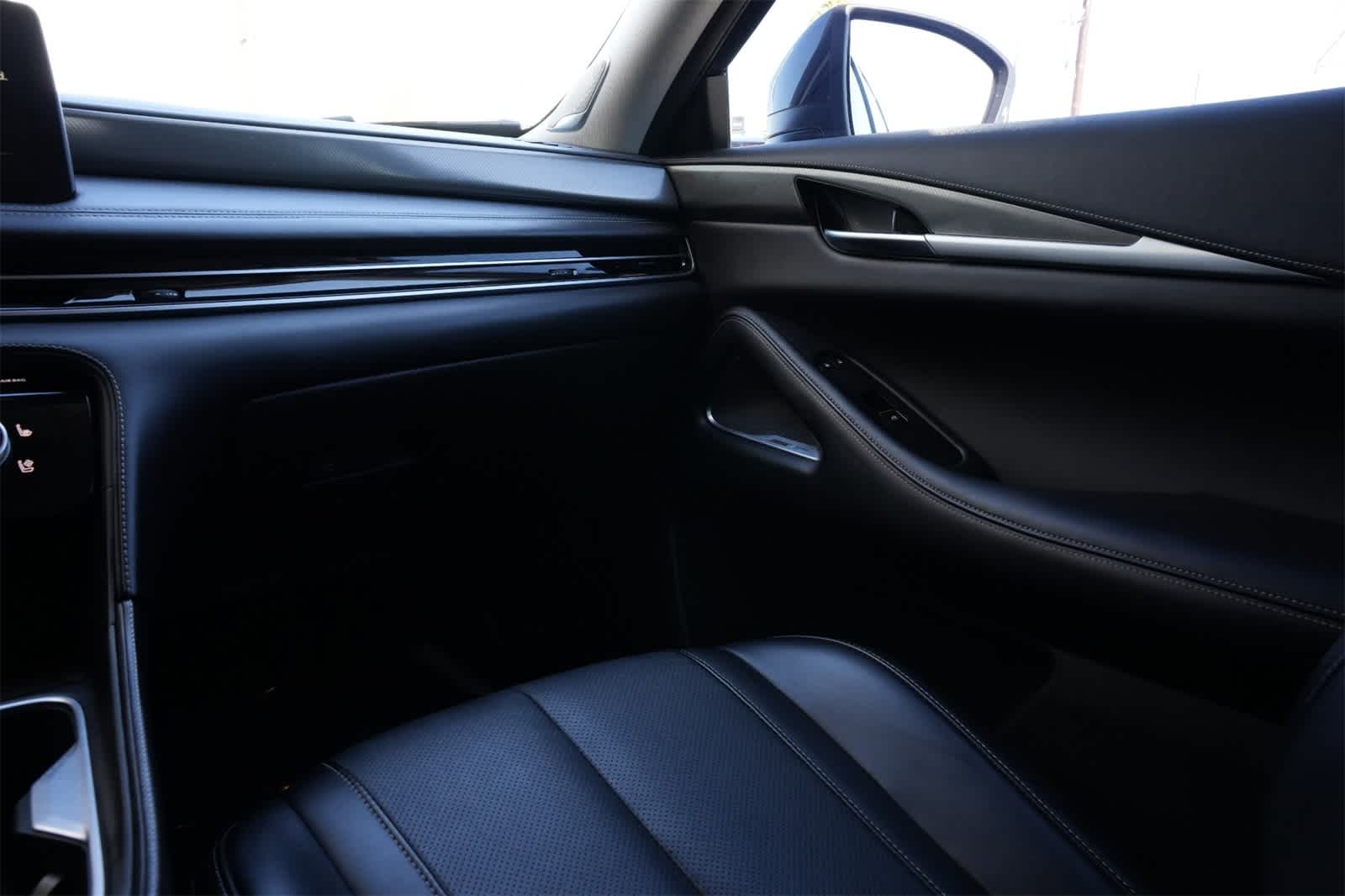 2023 INFINITI QX60 LUXE FWD