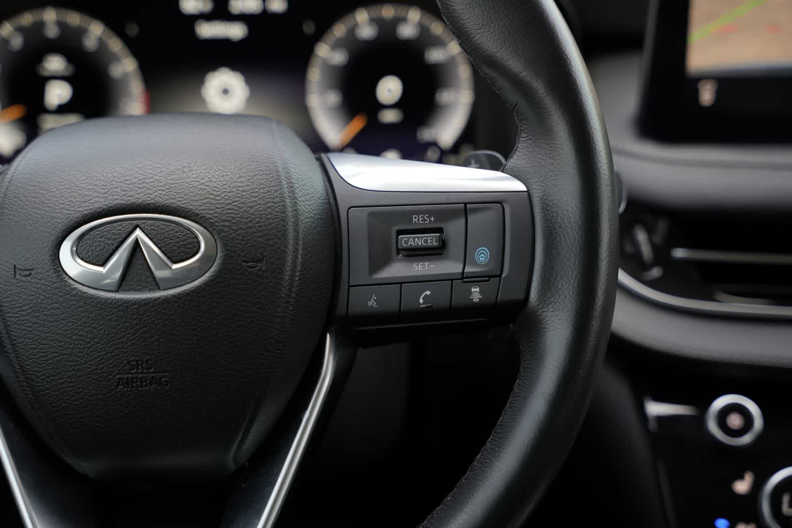 2023 INFINITI QX60 LUXE
