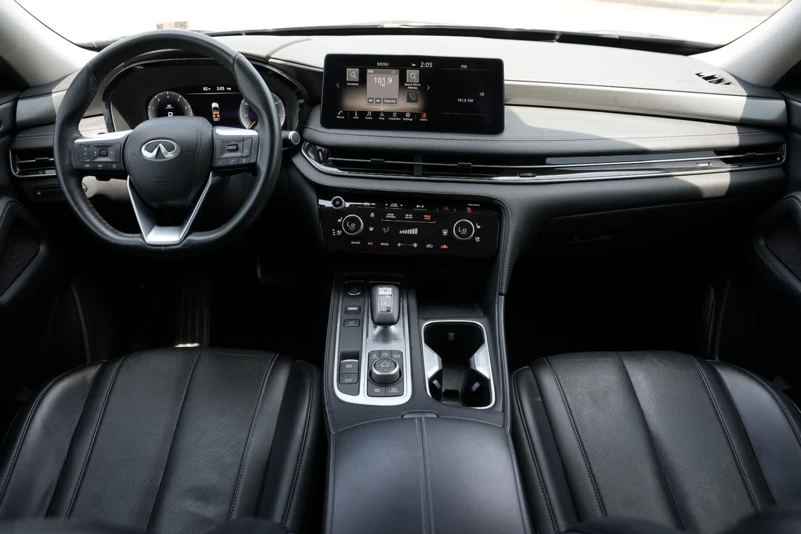 2023 INFINITI QX60 LUXE
