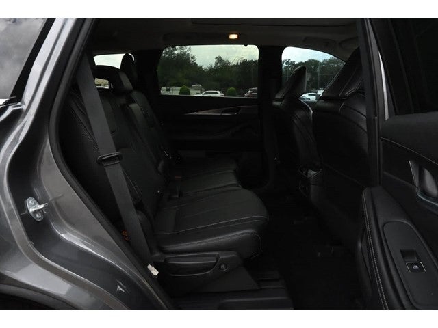 2022 INFINITI QX60 LUXE