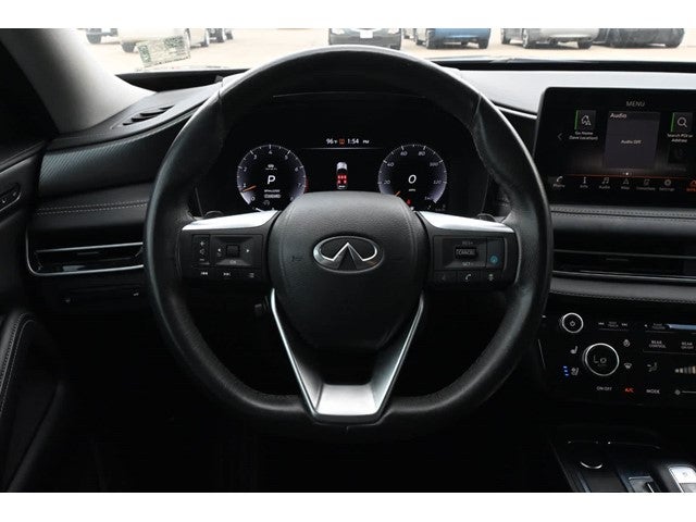 2022 INFINITI QX60 LUXE