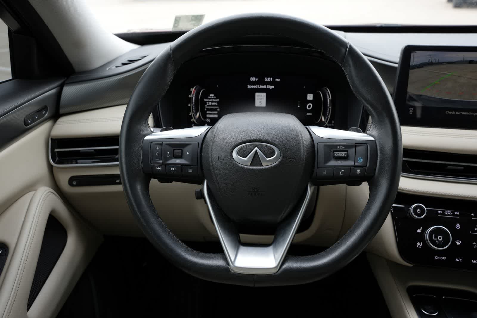 2022 INFINITI QX60 LUXE