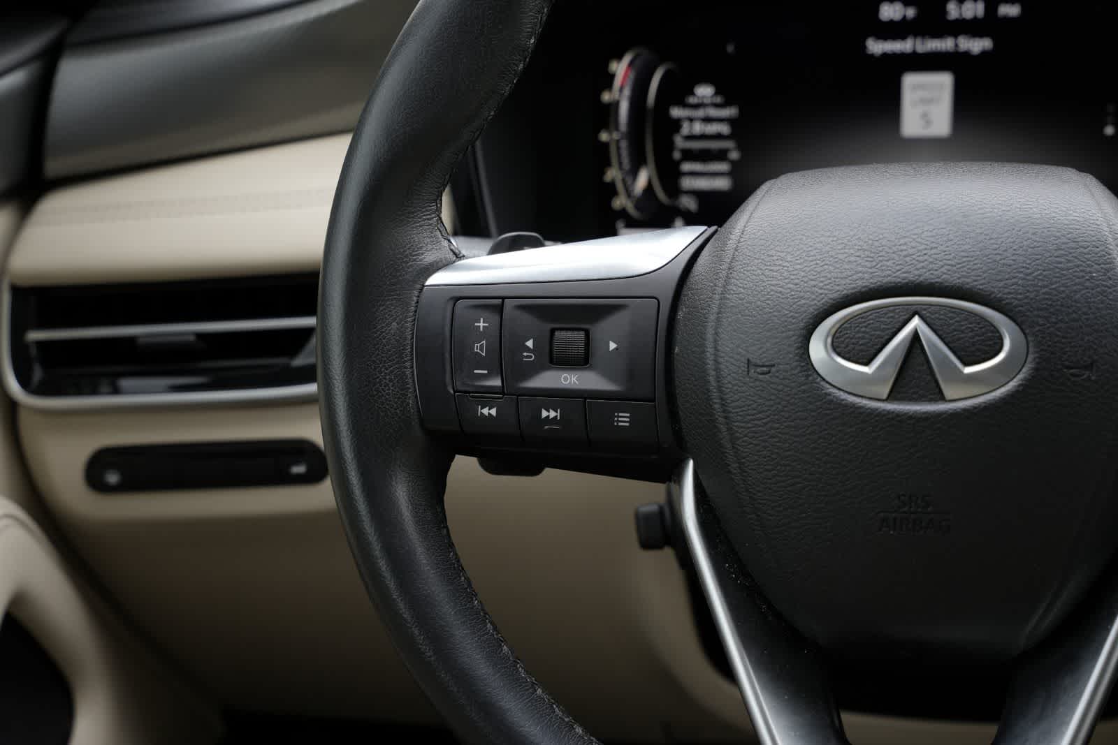 2022 INFINITI QX60 LUXE