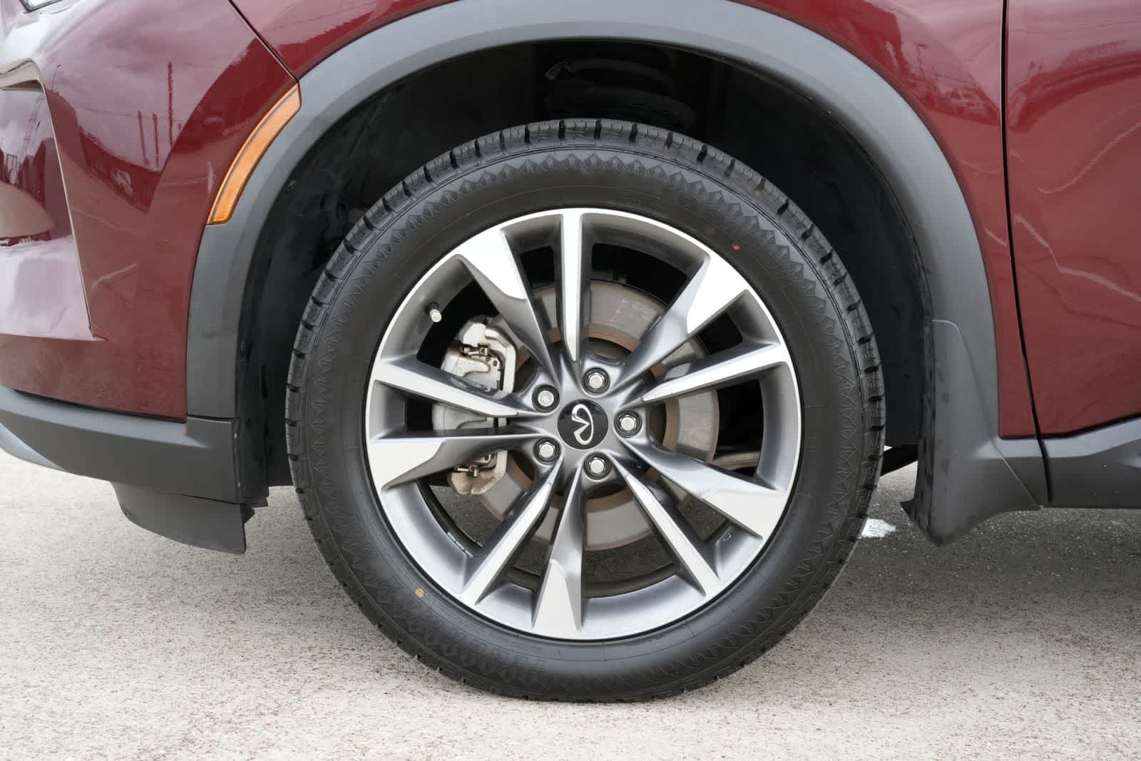 2022 INFINITI QX60 LUXE