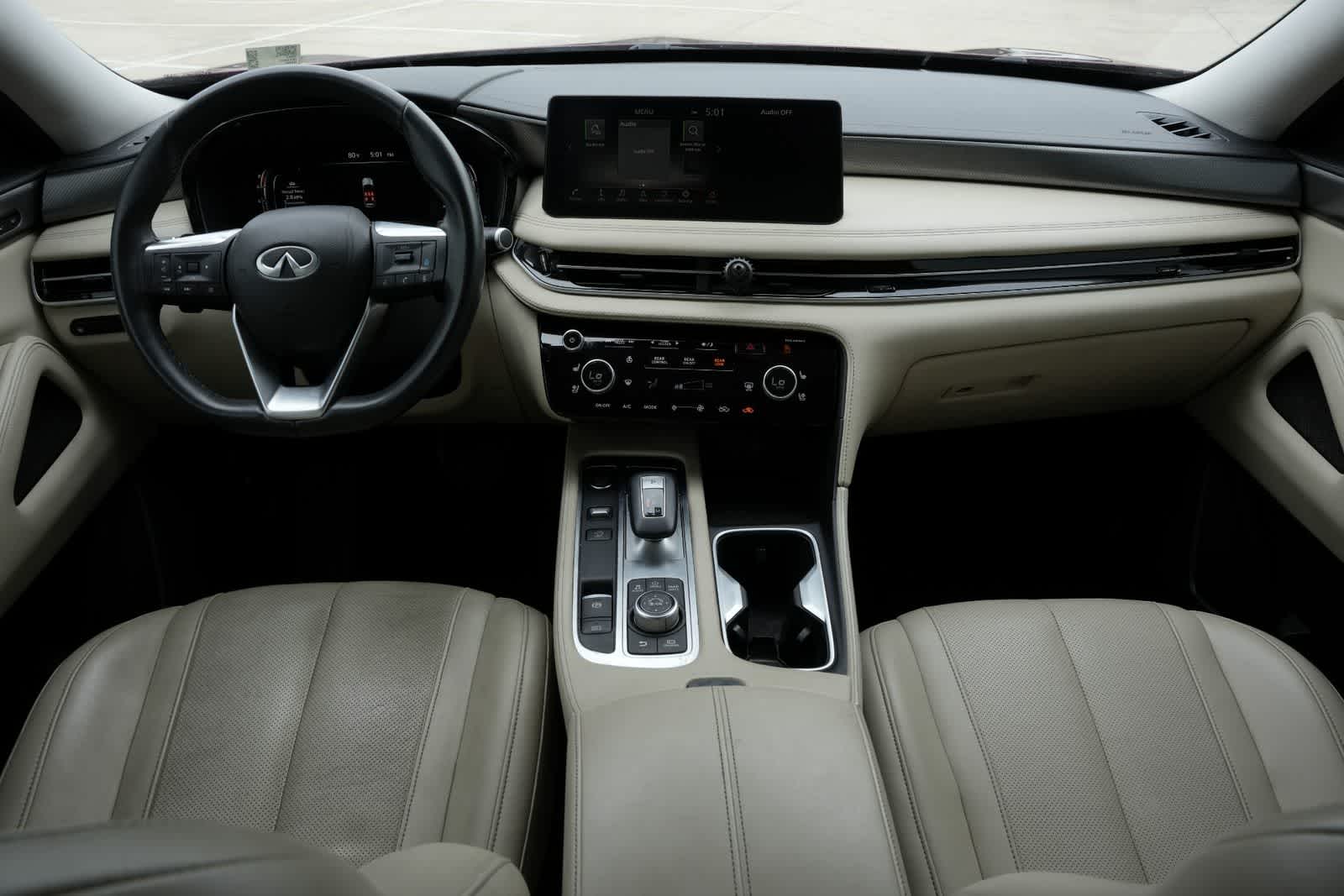2022 INFINITI QX60 LUXE