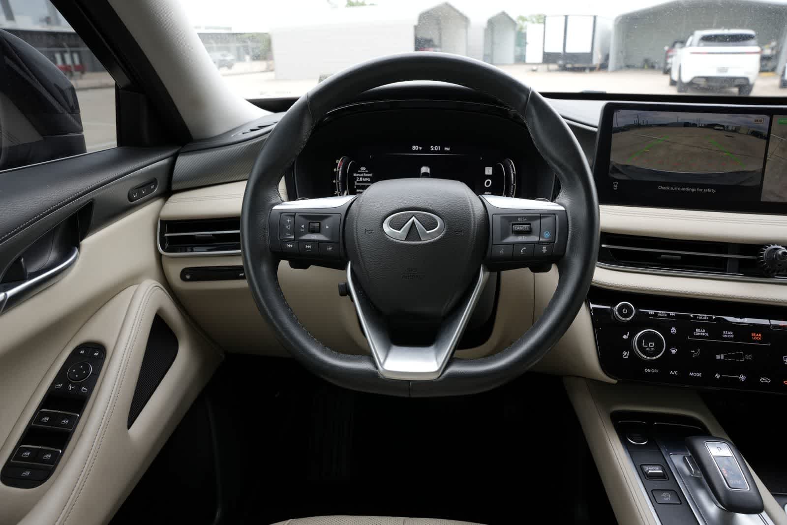 2022 INFINITI QX60 LUXE