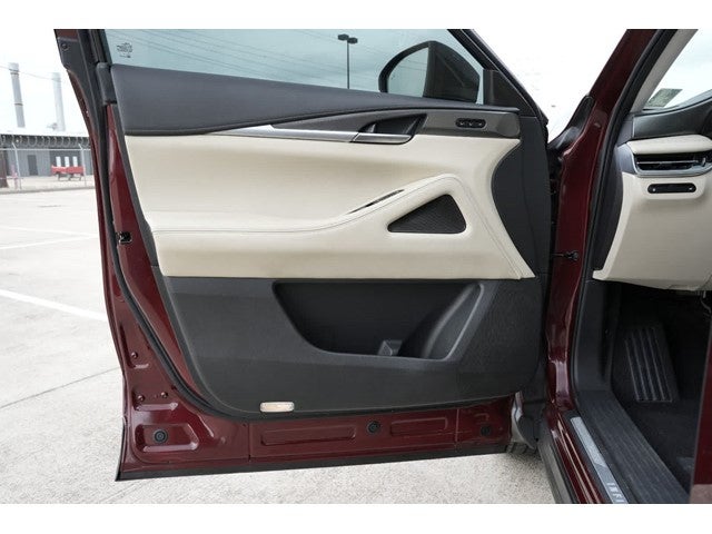 2022 INFINITI QX60 LUXE