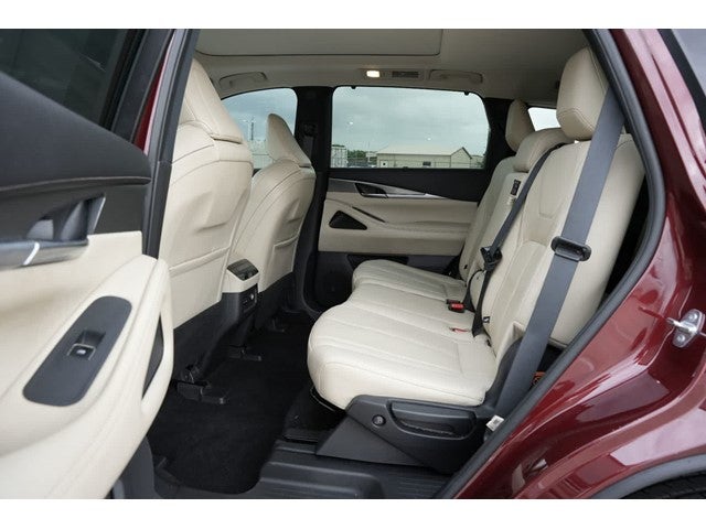 2022 INFINITI QX60 LUXE