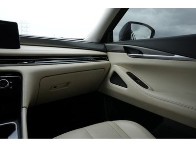 2022 INFINITI QX60 LUXE
