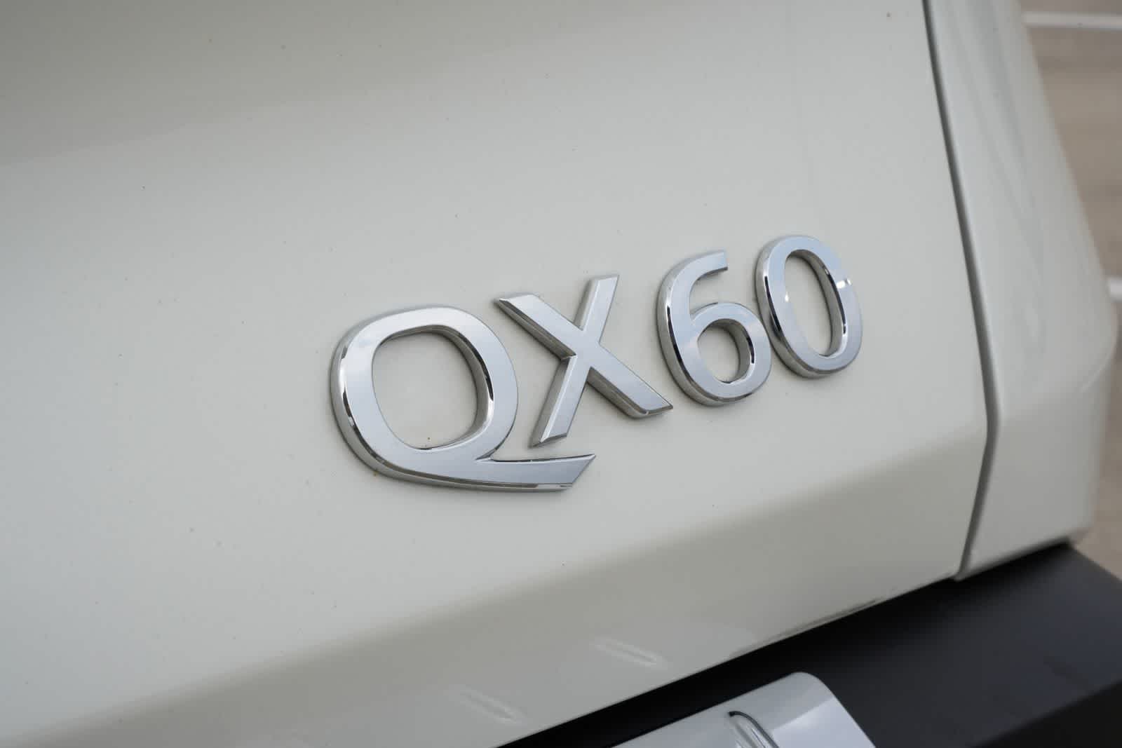2023 INFINITI QX60 LUXE