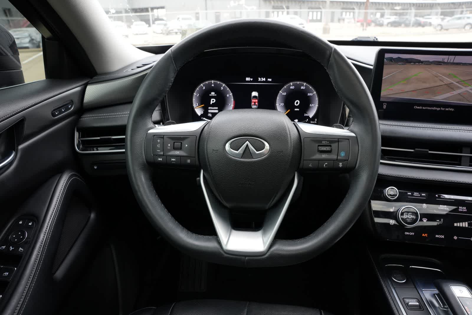 2023 INFINITI QX60 LUXE