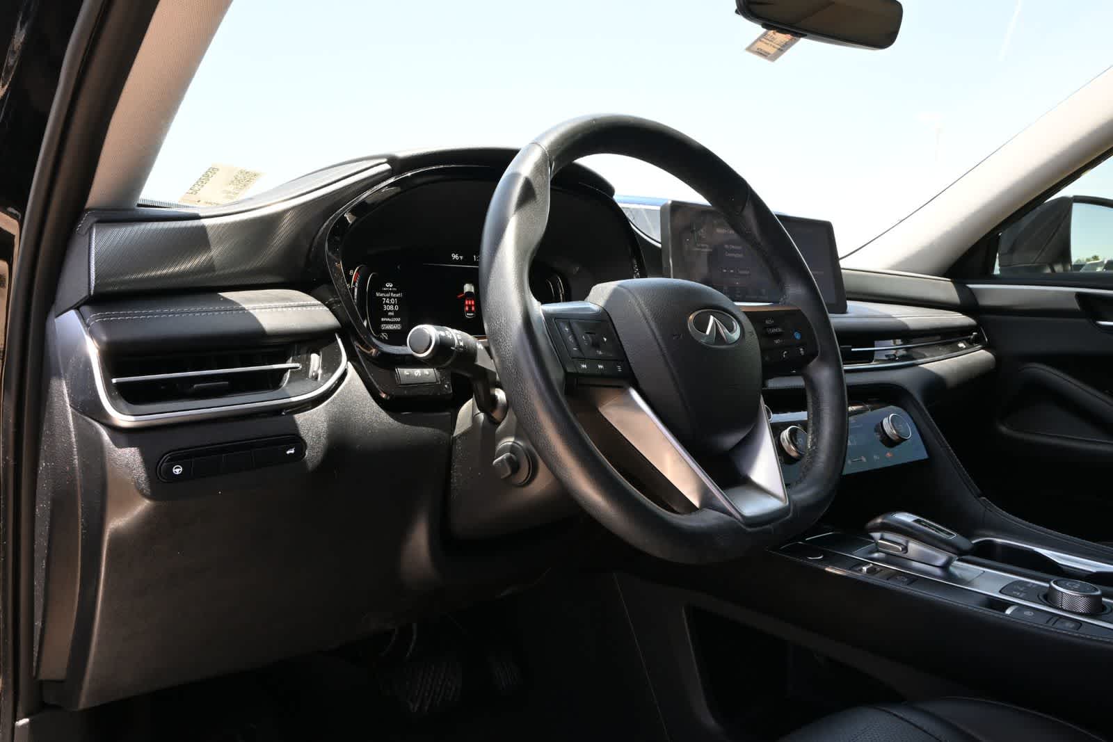 2023 INFINITI QX60 LUXE