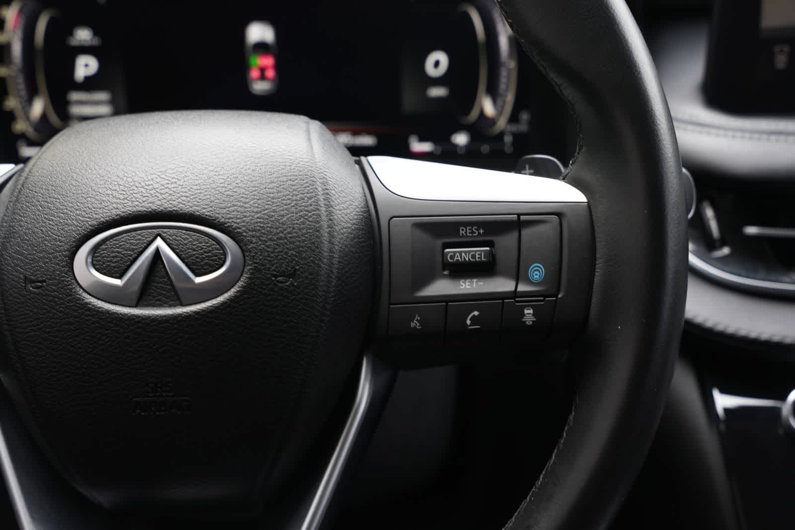 2023 INFINITI QX60 LUXE