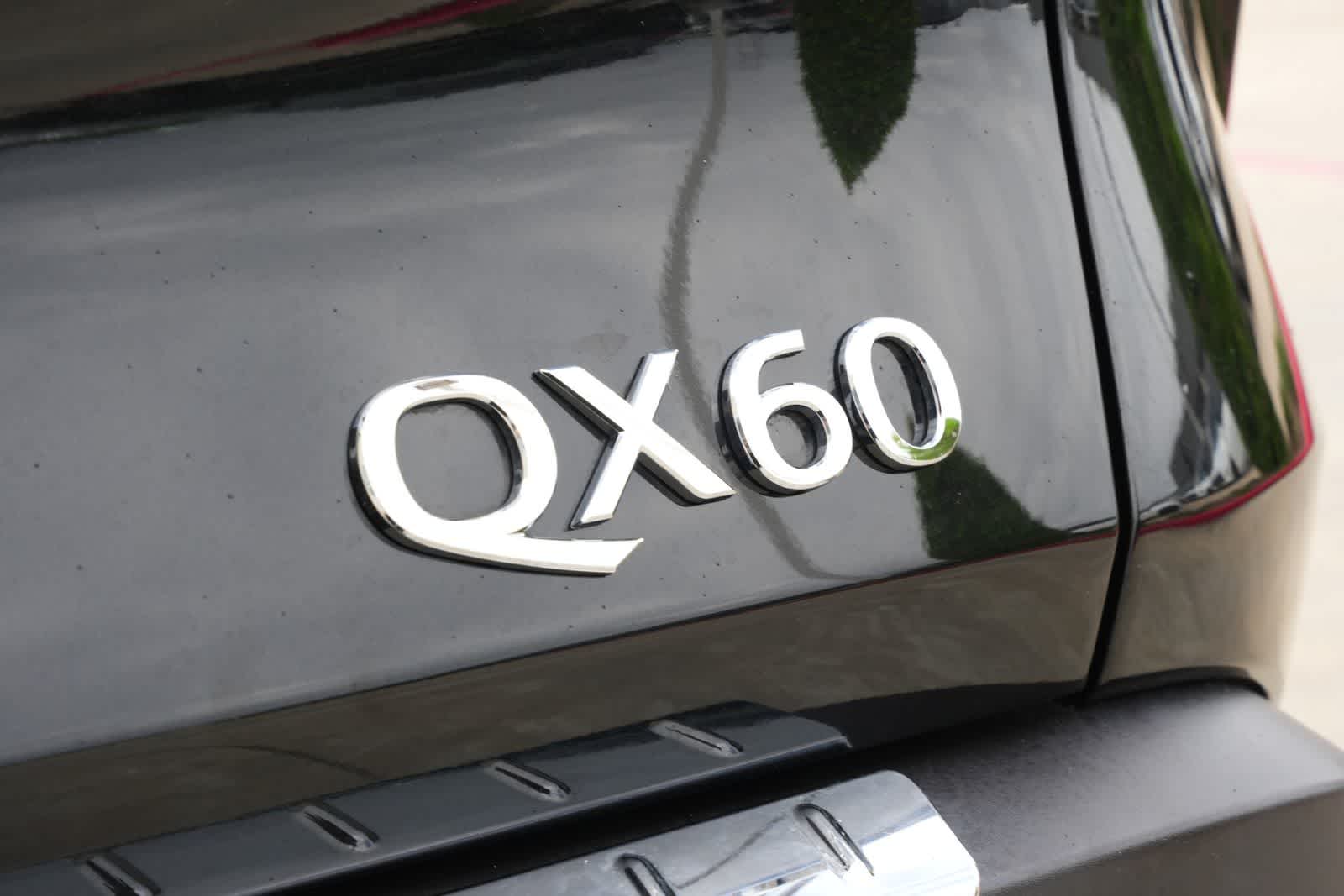 2023 INFINITI QX60 LUXE
