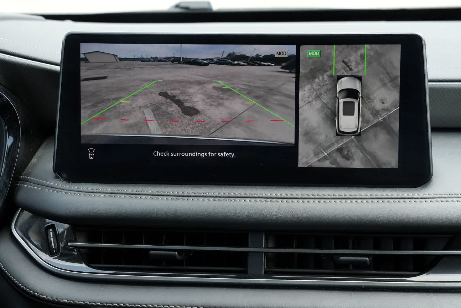 2024 INFINITI QX60 LUXE