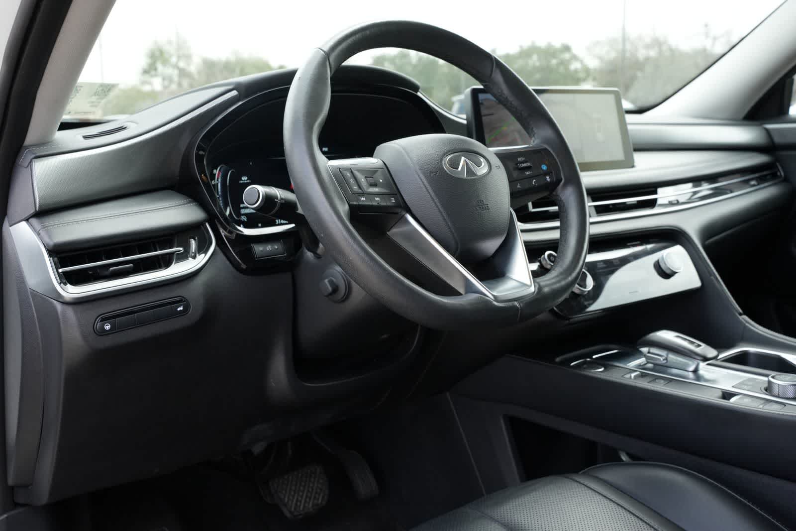 2024 INFINITI QX60 LUXE