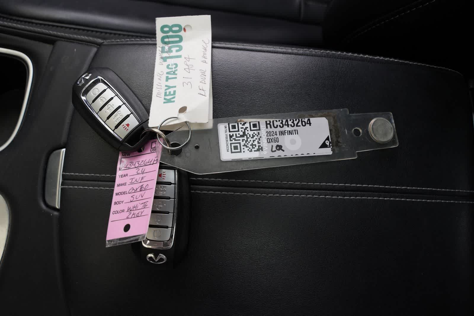 2024 INFINITI QX60 LUXE