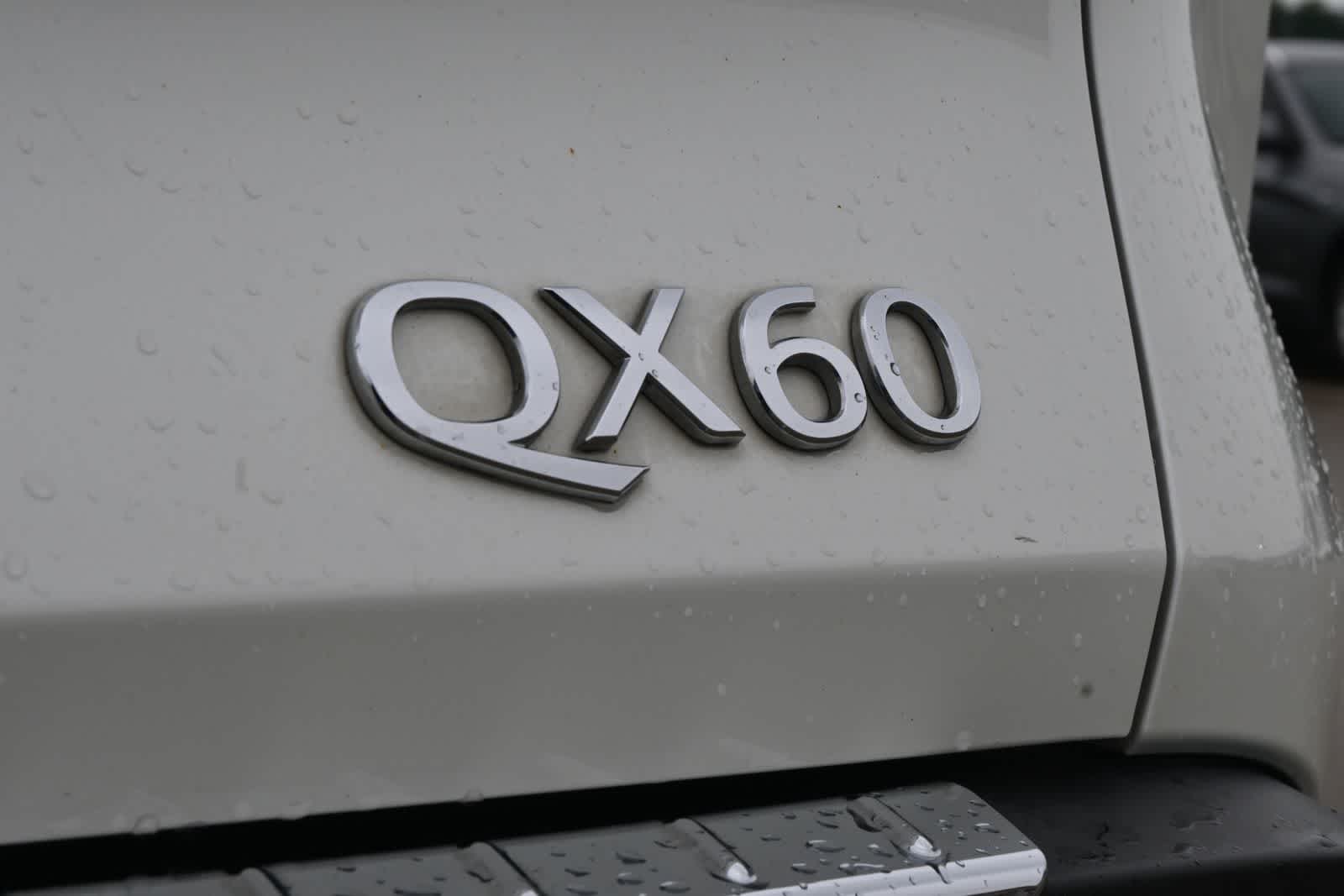 2023 INFINITI QX60 LUXE