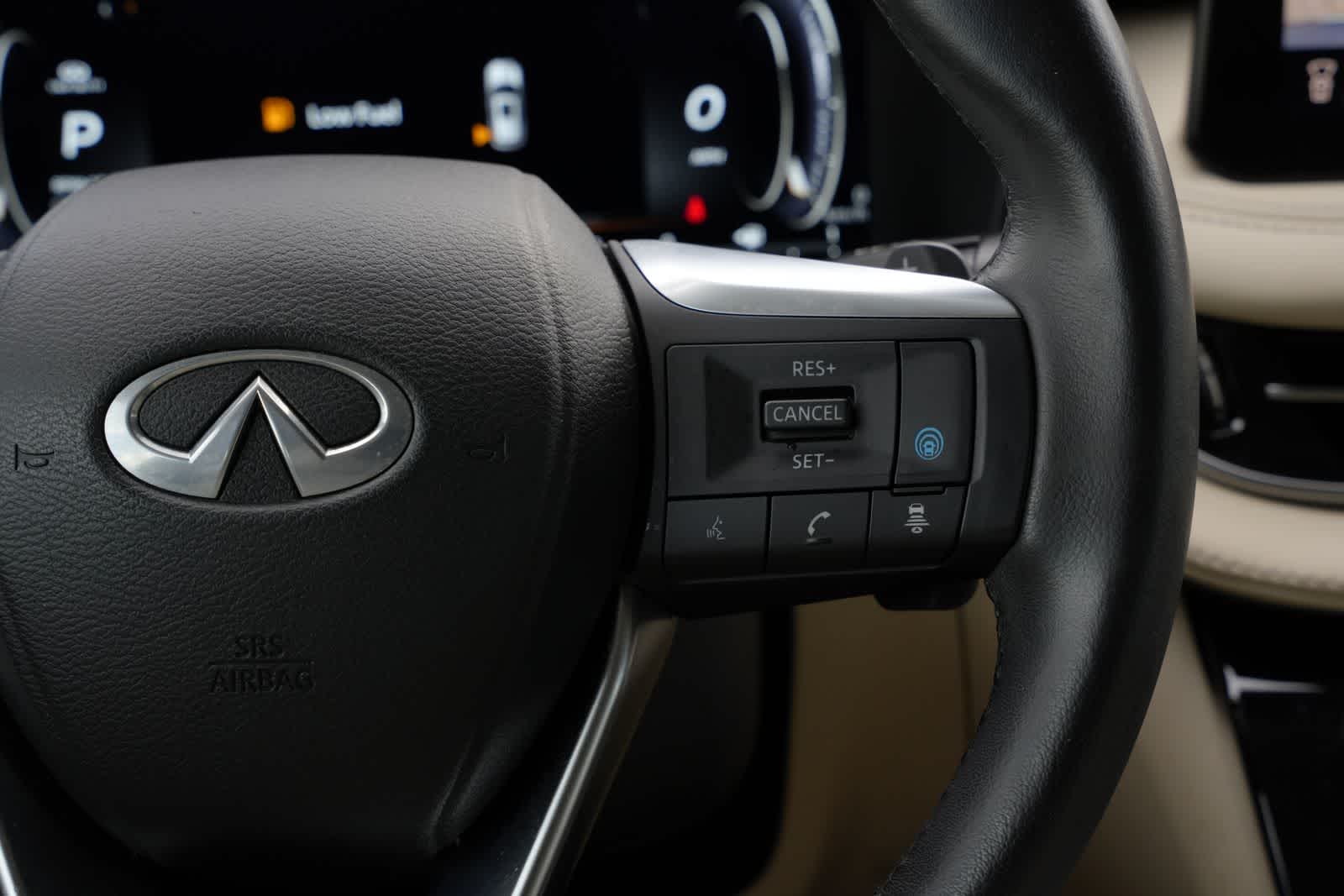 2024 INFINITI QX60 LUXE