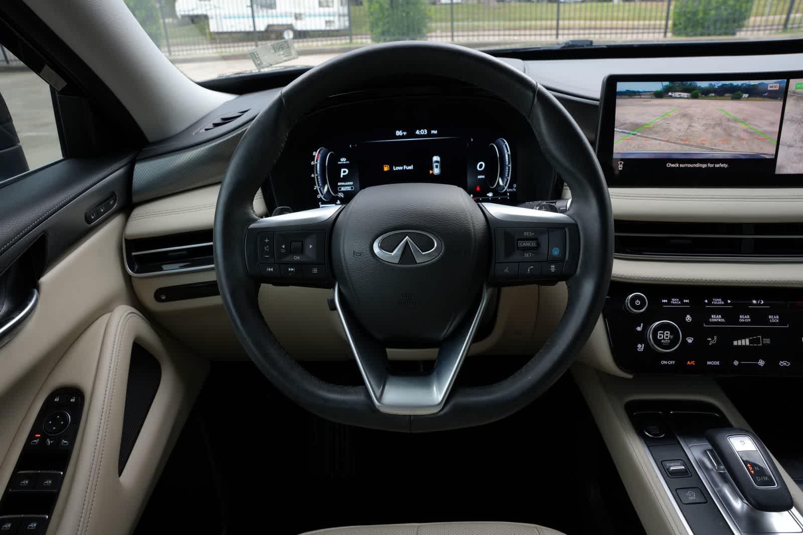 2024 INFINITI QX60 LUXE