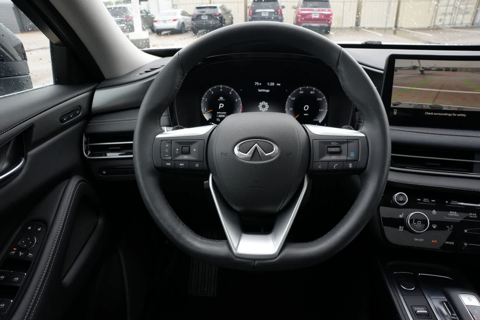 2023 INFINITI QX60 LUXE