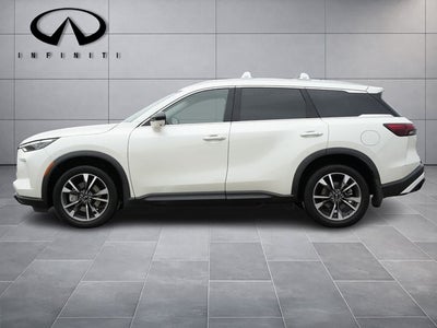 2023 INFINITI QX60 LUXE
