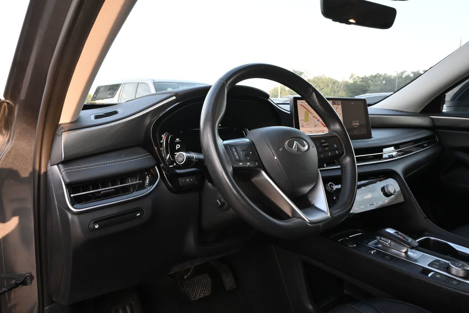 2023 INFINITI QX60 LUXE