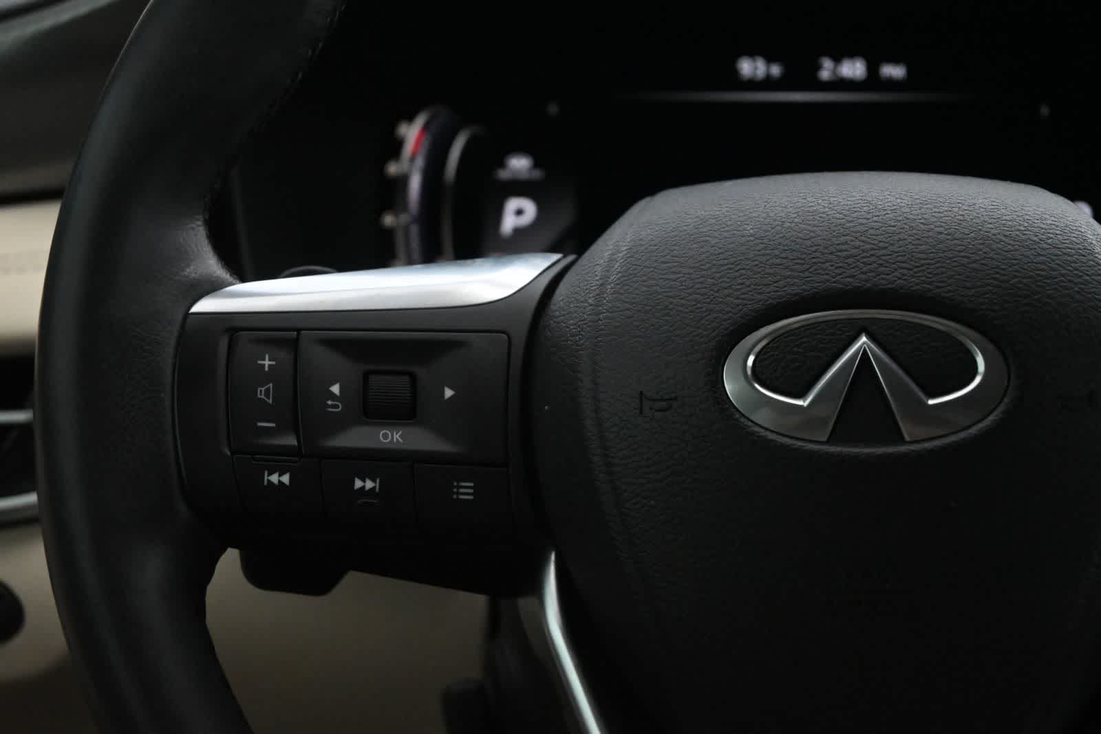 2023 INFINITI QX60 LUXE