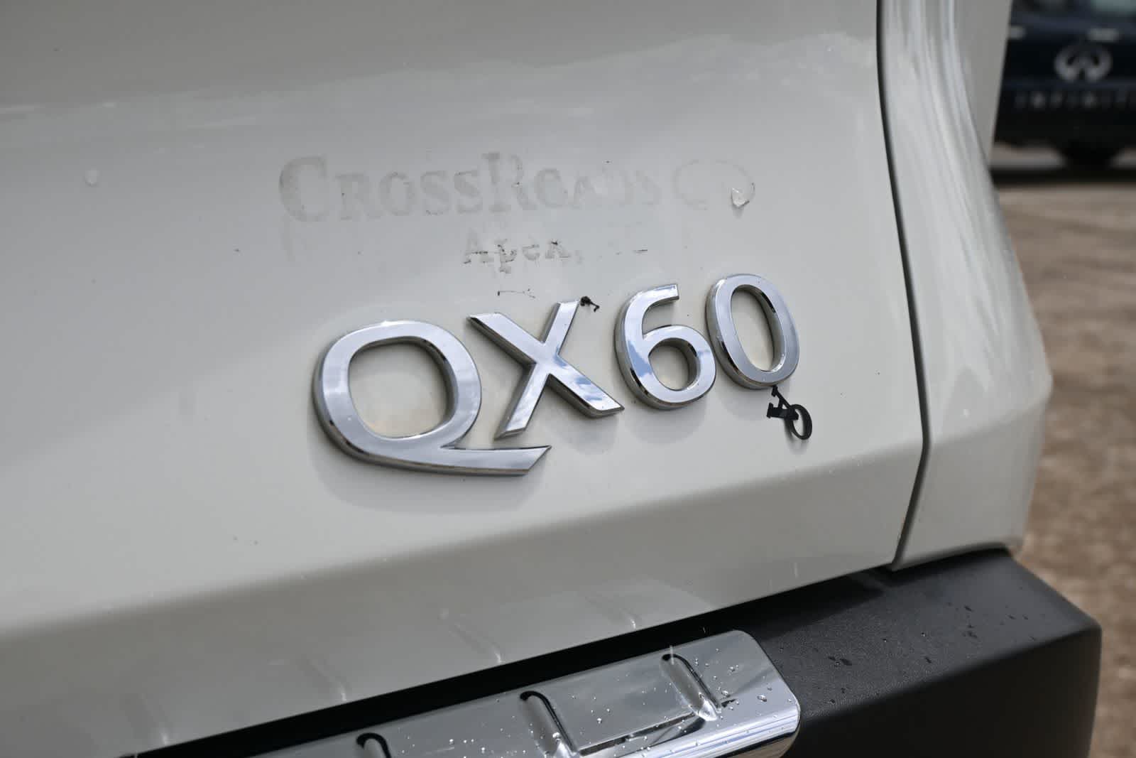 2023 INFINITI QX60 LUXE