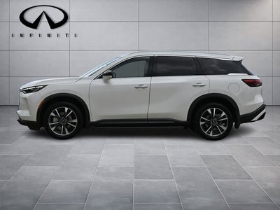 2023 INFINITI QX60 LUXE