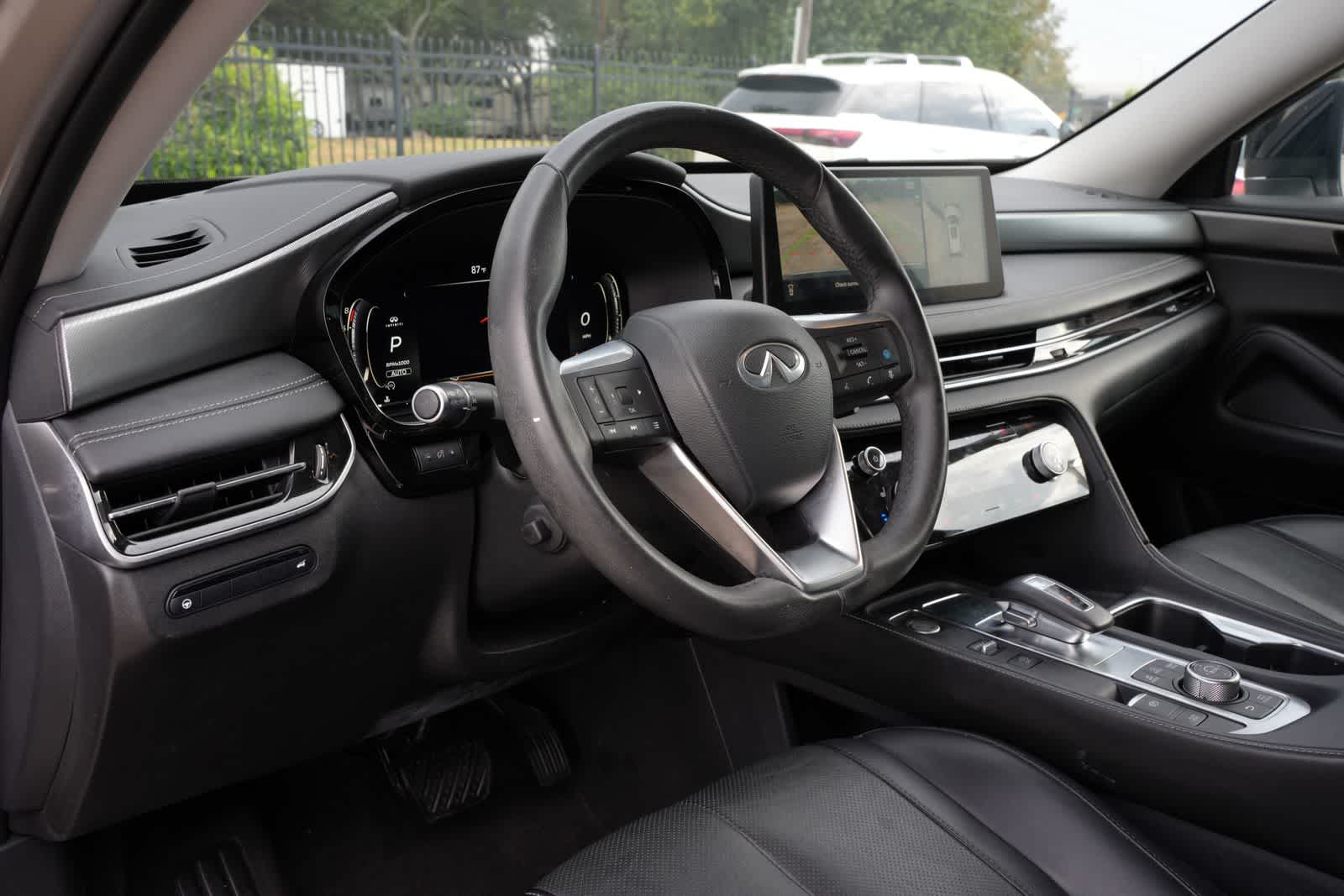 2023 INFINITI QX60 LUXE