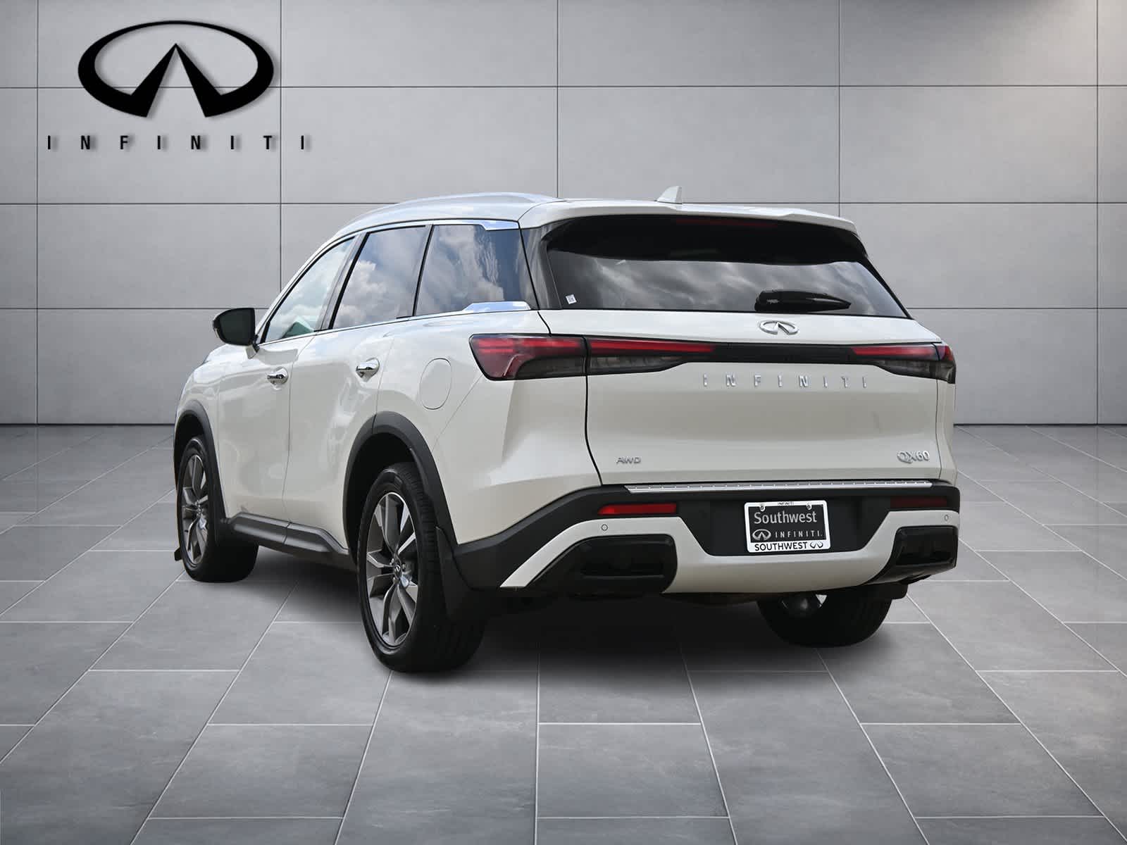 2023 INFINITI QX60 LUXE