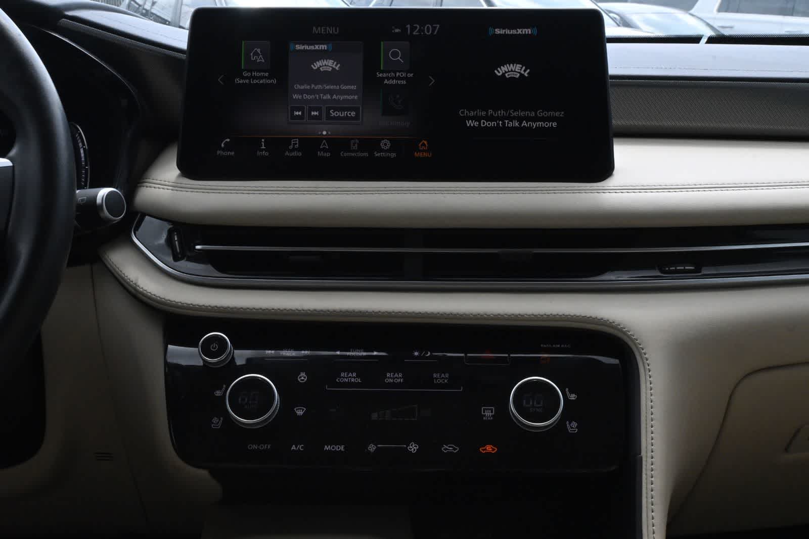 2023 INFINITI QX60 LUXE