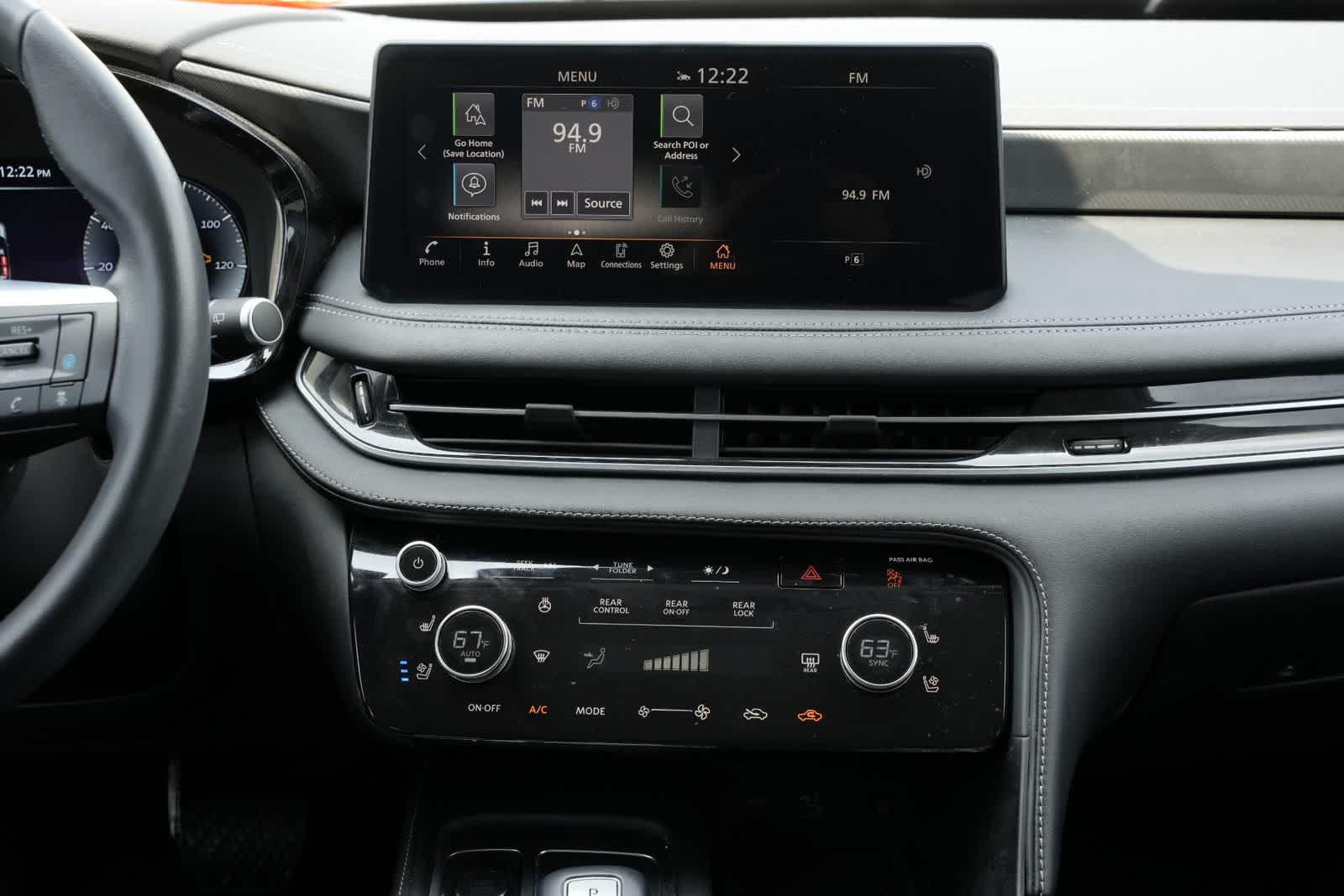 2024 INFINITI QX60 LUXE