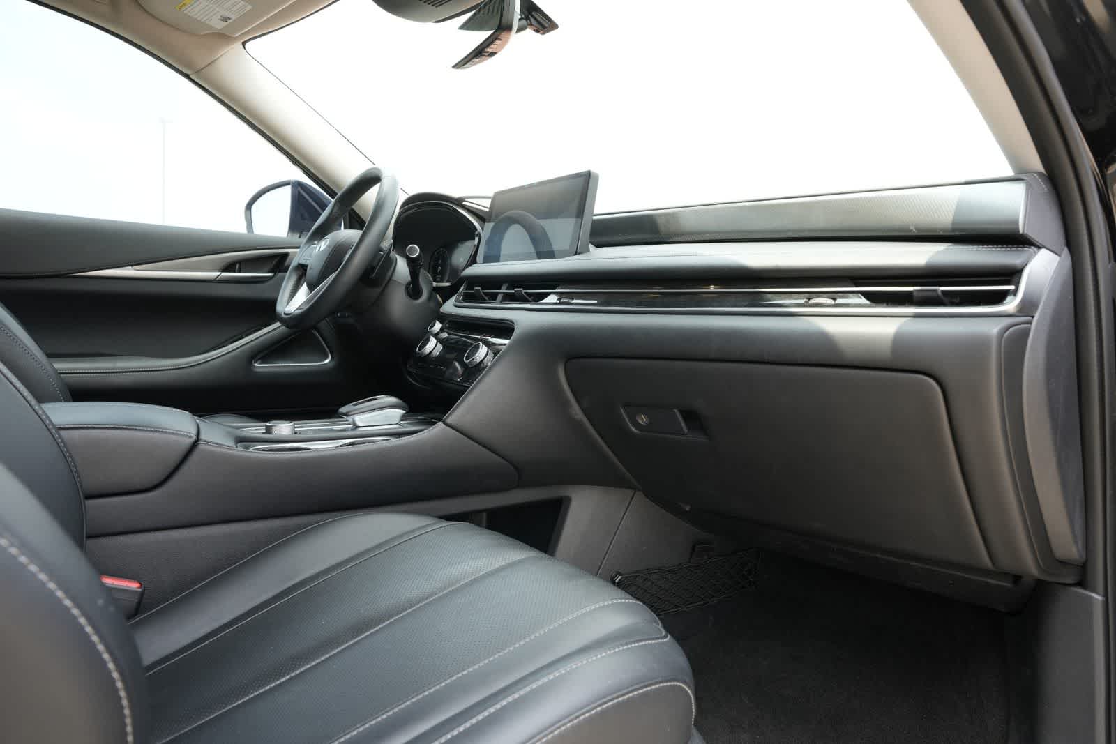 2024 INFINITI QX60 LUXE