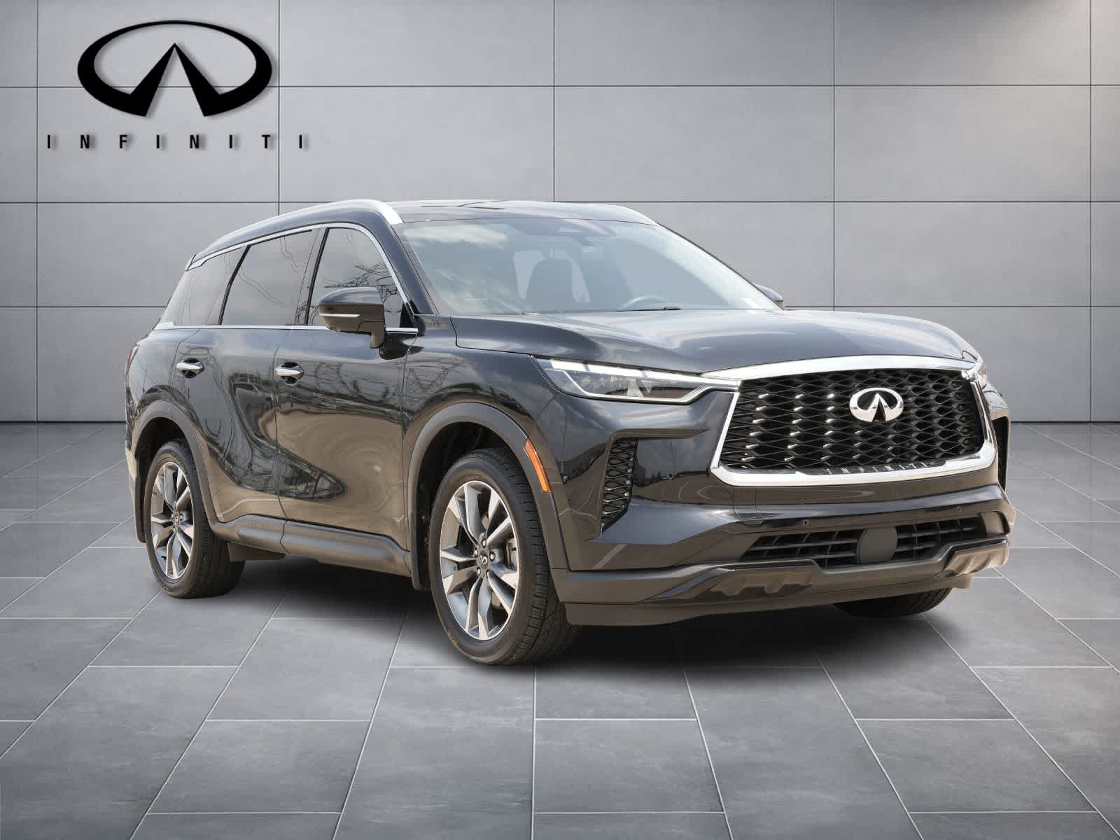 2024 INFINITI QX60 LUXE