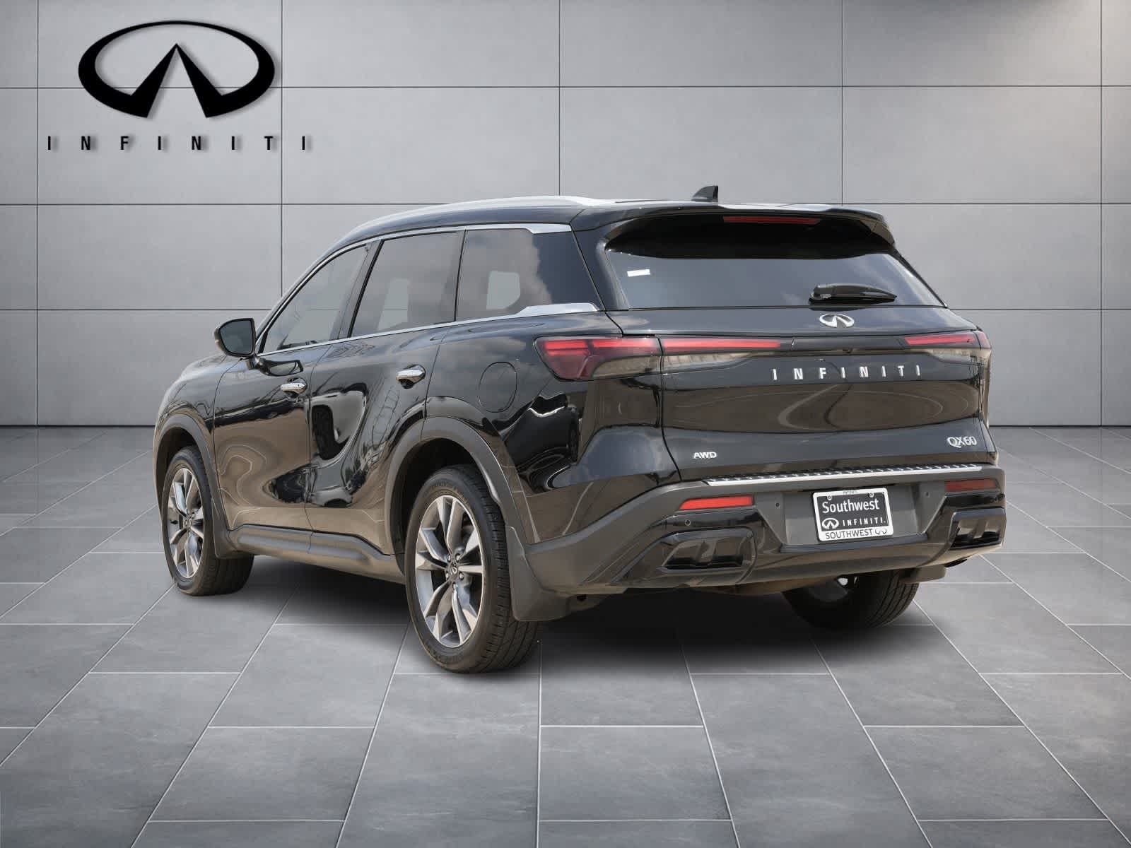 2024 INFINITI QX60 LUXE