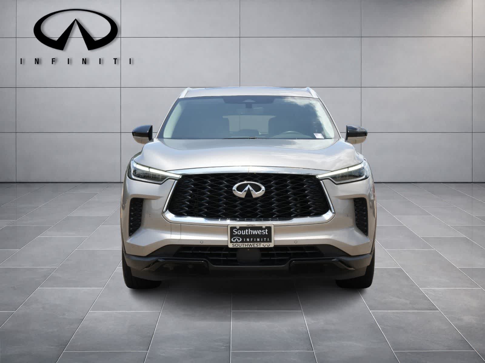 2024 INFINITI QX60 LUXE