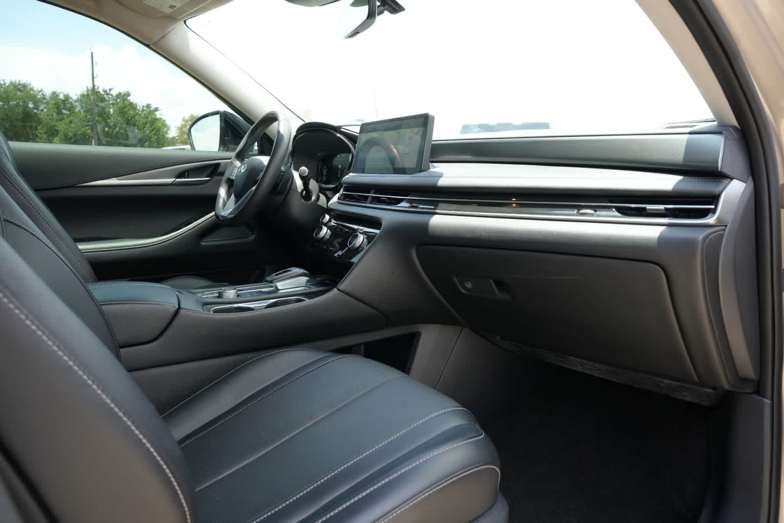 2024 INFINITI QX60 LUXE