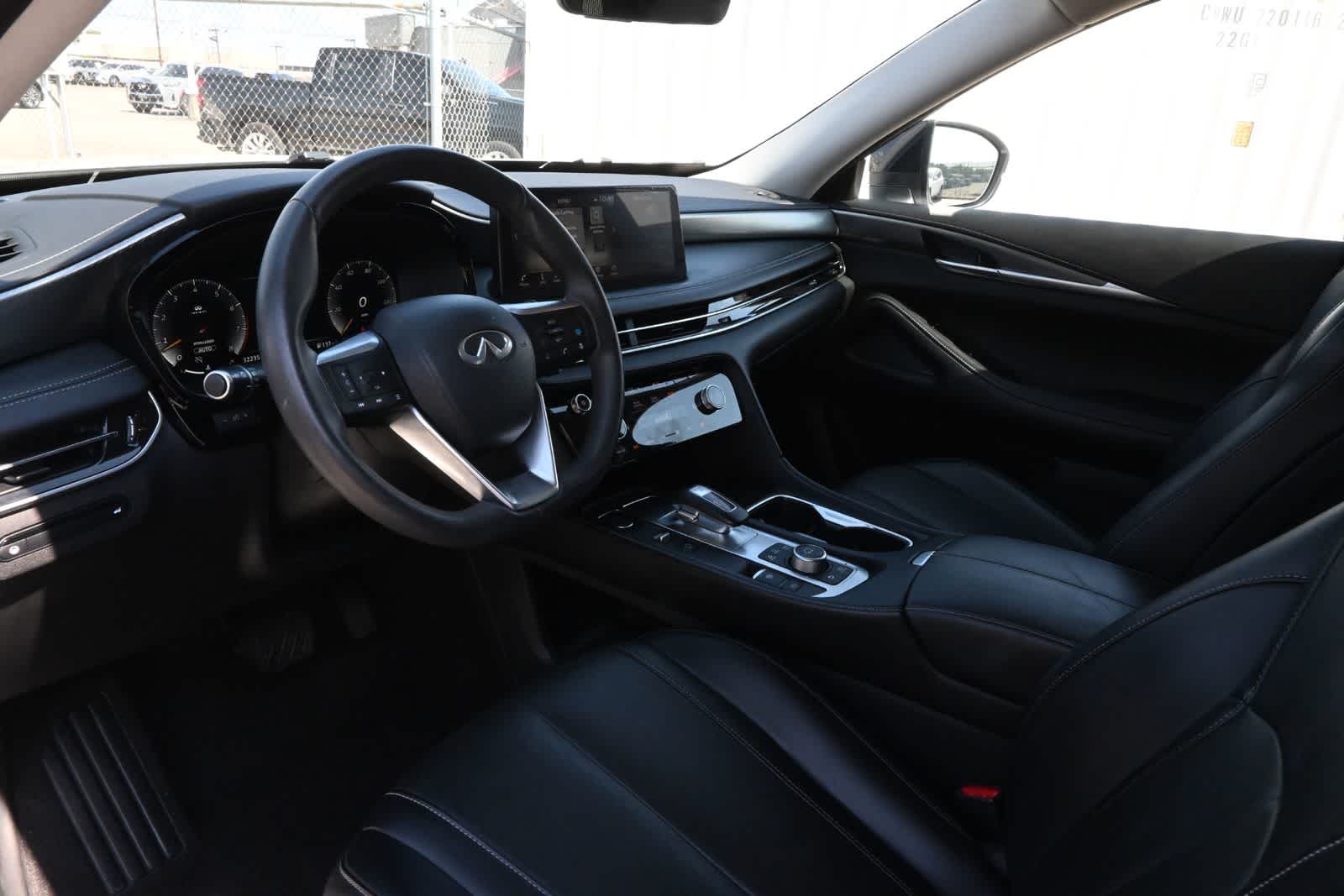 2023 INFINITI QX60 LUXE