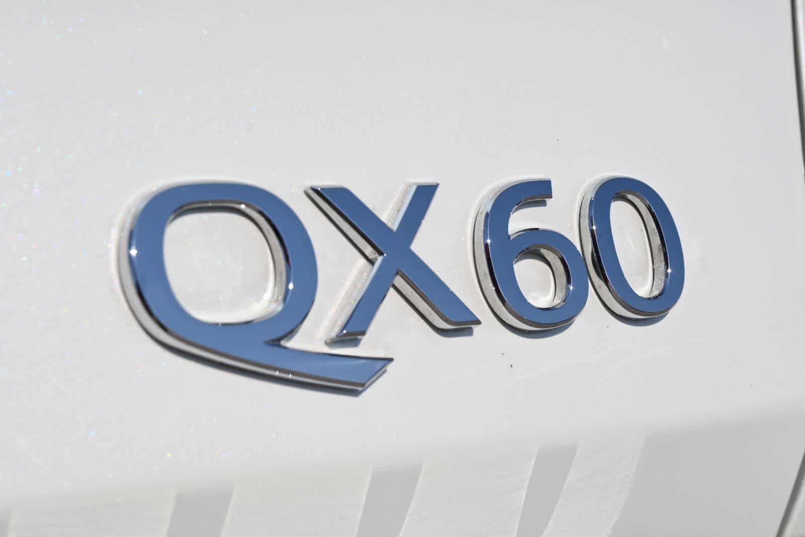 2023 INFINITI QX60 LUXE