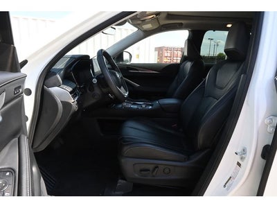 2023 INFINITI QX60 LUXE