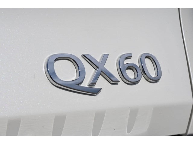 2024 INFINITI QX60 LUXE