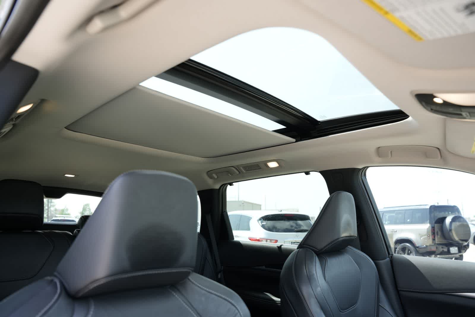 2023 INFINITI QX60 SENSORY