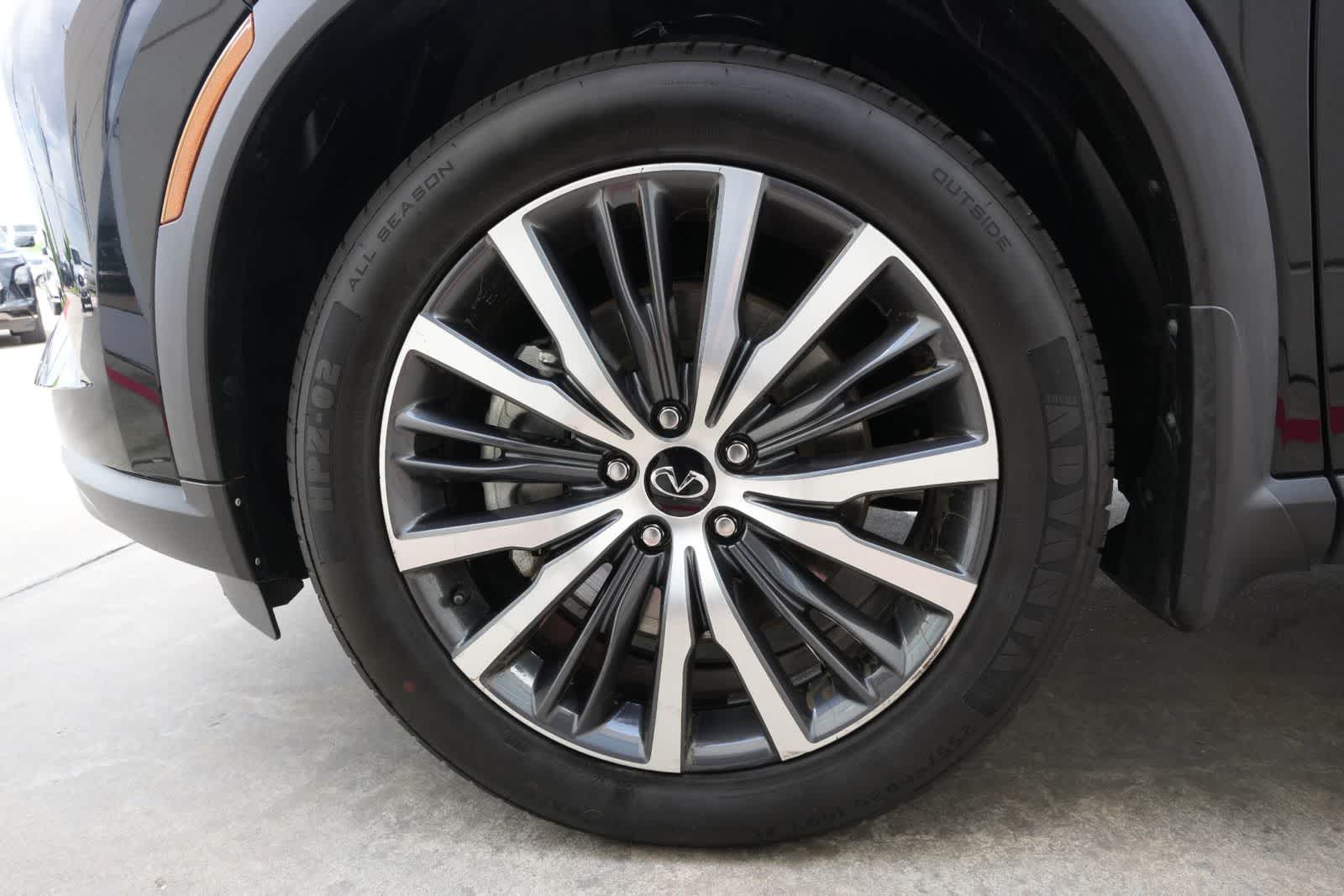 2023 INFINITI QX60 SENSORY