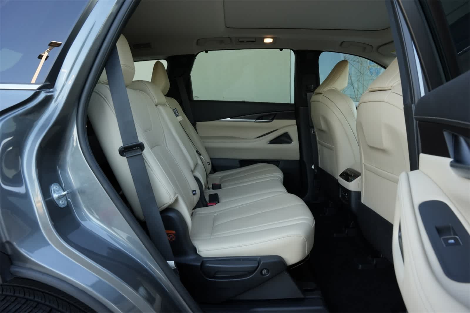 2022 INFINITI QX60 SENSORY